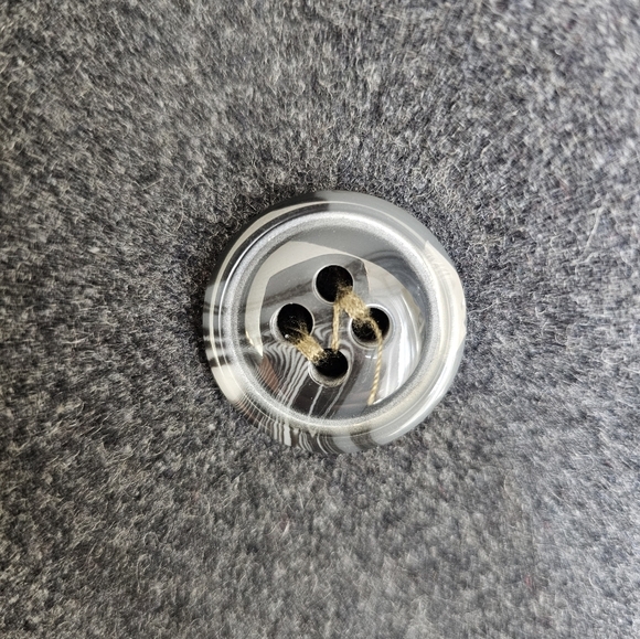 Nine West grey wool blend jacket. Size 6 - Picture 9 of 9